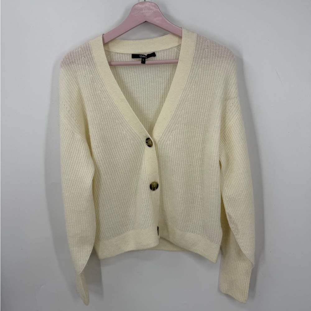Quince Baby Alpaca-Wool Cropped Cardigan in the color ivory L - Picture 3 of 8
